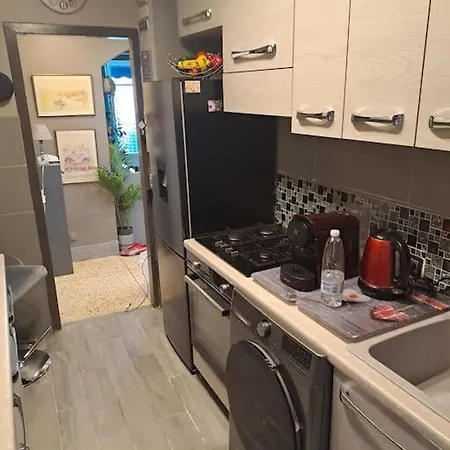 Familial A Deux Pas De Monaco Appartement